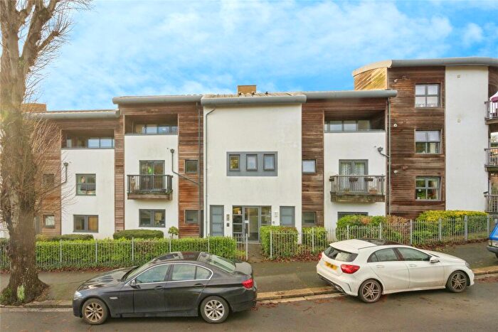 1 Bedroom Flat For Sale In Valletort Road, Plymouth, Devon, PL1