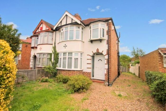 3 Bedroom Semi-Detached House To Rent In Stanley Avenue, Greenford, UB6