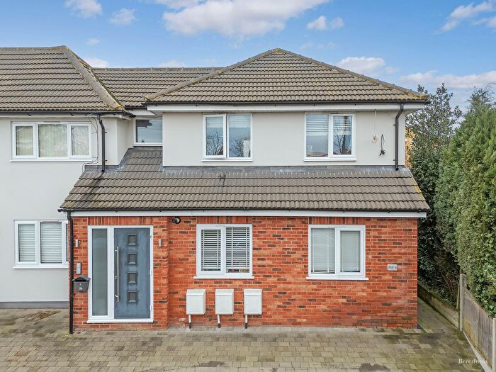 1 Bedroom Flat For Sale In Gatwick View, Billericay, CM12