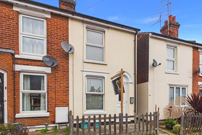 2 Bedroom Semi Detached House For Sale In Lisle Road, Colchester, CO2