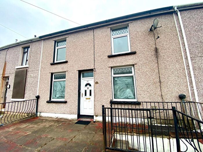 2 Bedroom Terraced House To Rent In Queens Road, Elliots Town, NP24