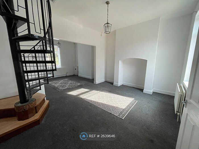 2 Bedroom End Of Terrace House To Rent In Southwick Road, Sunderland, SR5