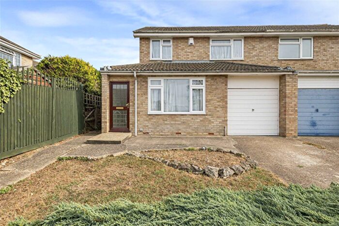 3 Bedroom Semi Detached House For Sale In View Road, Cliffe Woods, Rochester, Kent, ME3