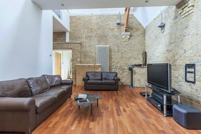 2 Bedroom Flat To Rent In East Eight Apartments, London Fields, E8