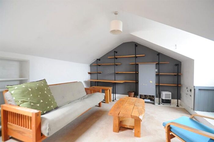 1 Bedroom Flat To Rent In Alpha Road, New Cross, SE14