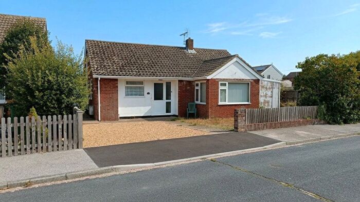 3 Bedroom Bungalow For Sale In Sycamore Close, Lydd, Romney Marsh, TN29