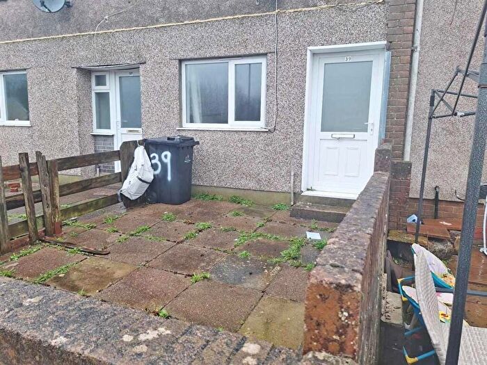 2 Bedroom Flat For Sale In Heol Helig, Brynmawr, Ebbw Vale, NP23