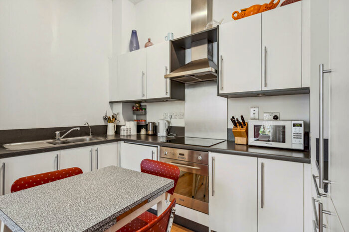 2 Bedroom Flat To Rent In Bryantwood Road, Holloway, N7