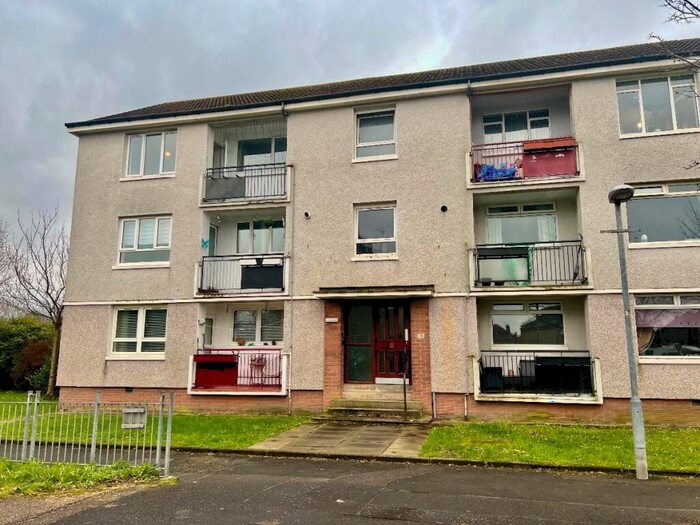 2 Bedroom Flat To Rent In / Kinnell Path, G52