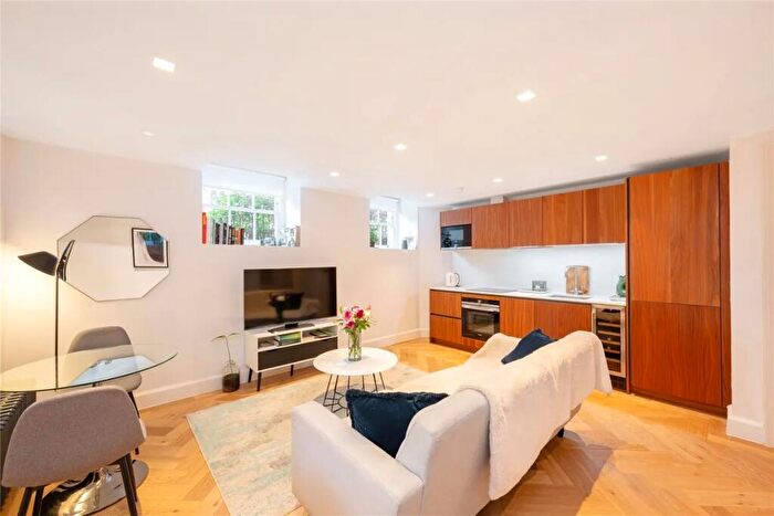 1 Bedroom Flat To Rent In Bay House, Kidderpore Avenue, Hampstead, NW3