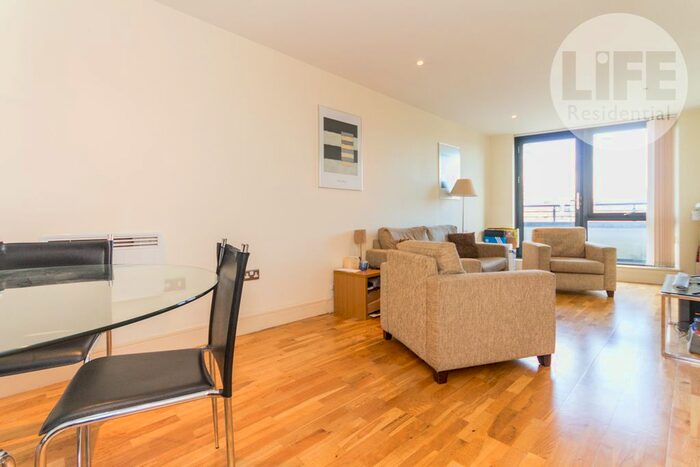 1 Bedroom Flat To Rent In Southwark Bridge Road, London, SE1