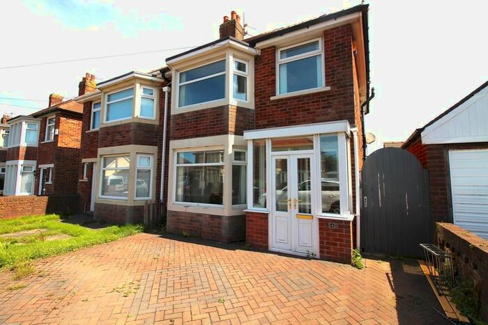 3 Bedroom Semi-Detached House To Rent In Kingsley Road, Blackpool, Lancashire, FY3