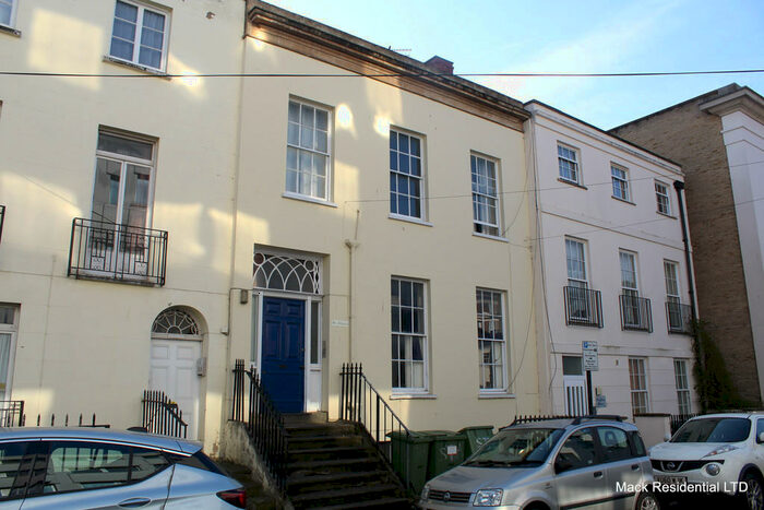 Studio To Rent In Wellington Street, Cheltenham, GL50