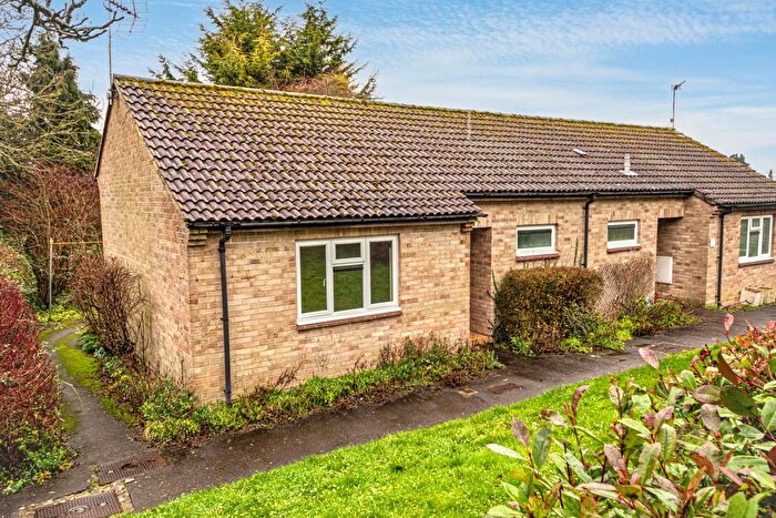 1 Bedroom Semi Detached Bungalow For Sale In Hodge Lane, Malmesbury, SN16