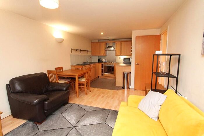 1 Bedroom Flat To Rent In Stanley Road, Mitcham, CR4