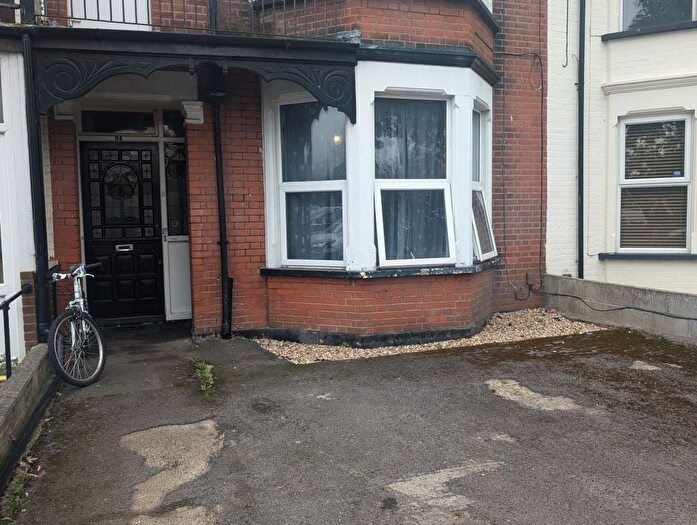 1 Bedroom Flat To Rent In Shaftesbury Avenue, Southend-On-Sea, SS1