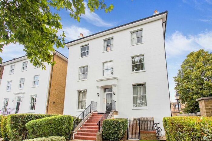 4 Bedroom Flat To Rent In Acre Lane, London, SW2