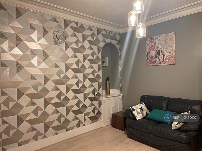 1 Bedroom Flat To Rent In King Street, Aberdeen, AB24