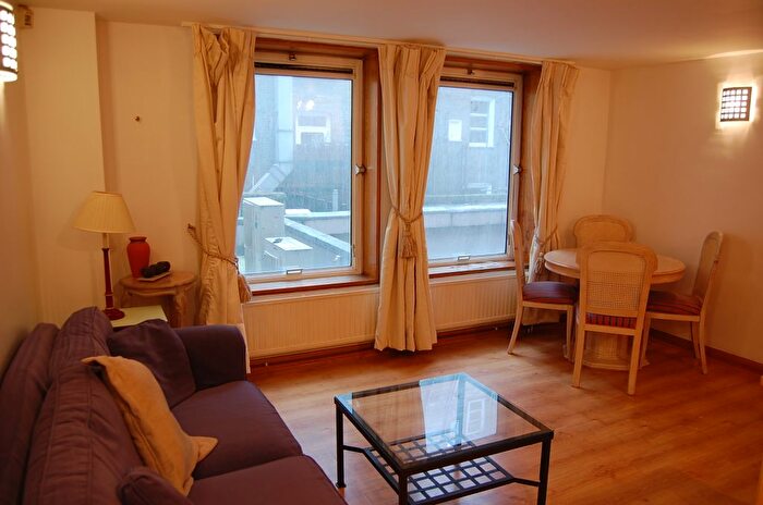 1 Bedroom Flat To Rent In Barrett Street, London, W1U