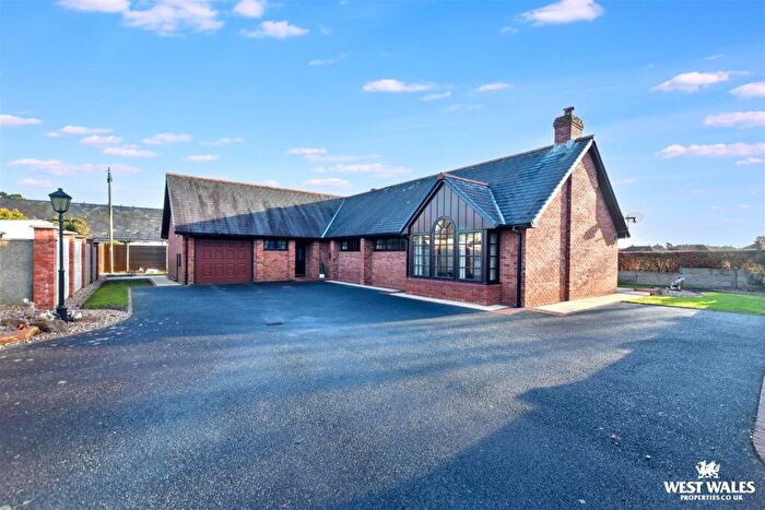 3 Bedroom Detached Bungalow For Sale In St. Thomas Green, Haverfordwest, SA61