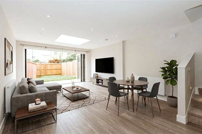 4 Bedroom End Of Terrace House To Rent In Mina Park Crescent, St Werburgh's, Bristol, BS2