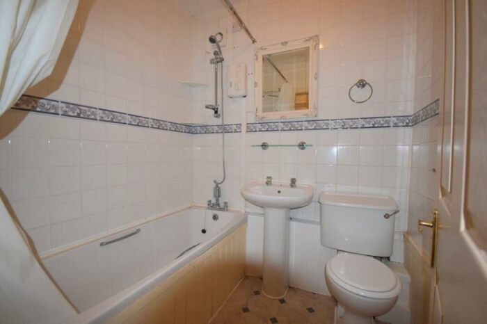 2 Bedroom Apartment To Rent In Lovell Court, Crumpsall, Manchester, M8