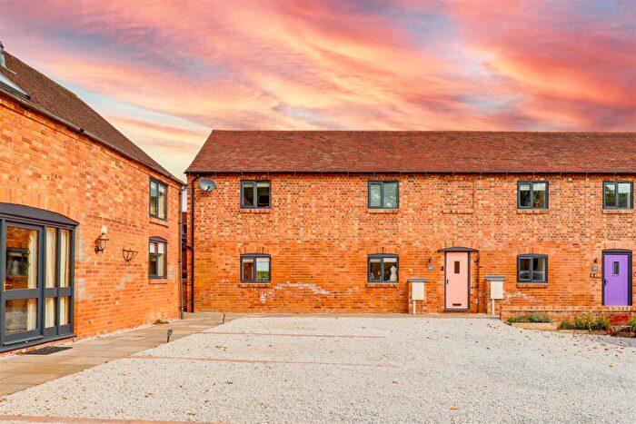 3 Bedroom Cottage For Sale In Bunny Hill, Bunny, Nottinghamshire, NG11