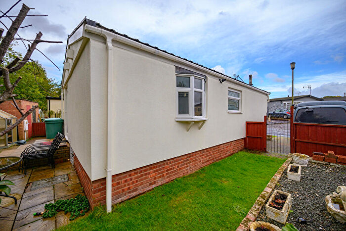 2 Bedroom Detached Bungalow For Sale In New Green Park, Coventry, CV2
