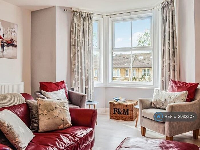 1 Bedroom Flat To Rent In Trowbridge Road, Bradford-On-Avon, BA15