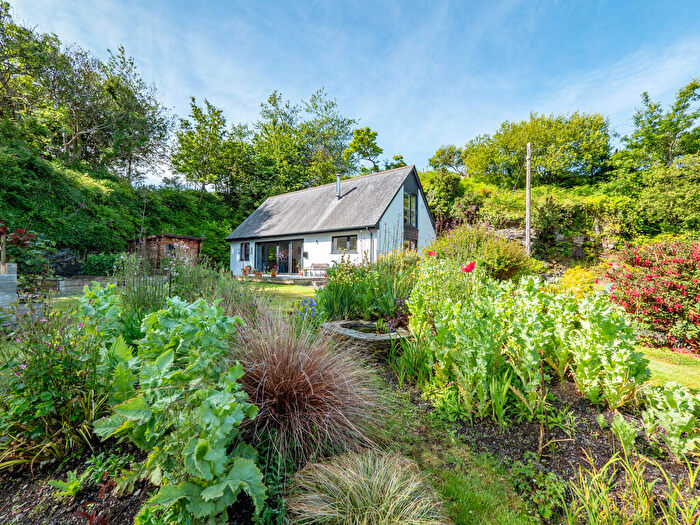 2 Bedroom Detached House For Sale In Boscastle, Cornwall, PL35
