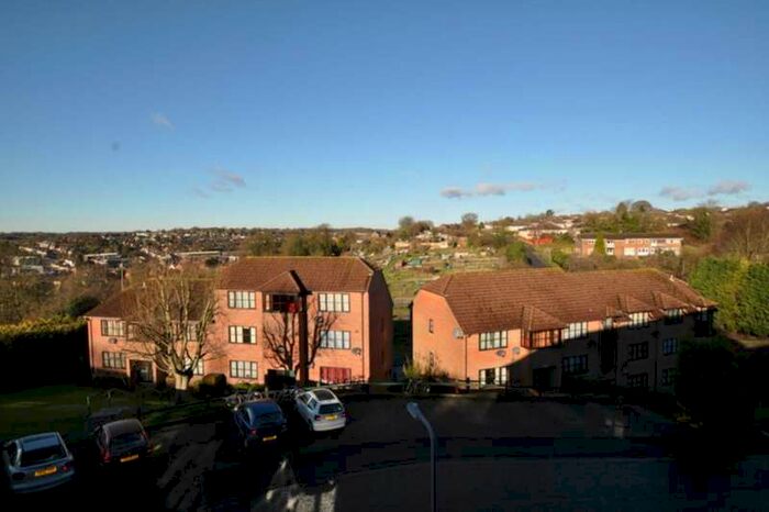 1 Bedroom Flat To Rent In Chesham, HP5