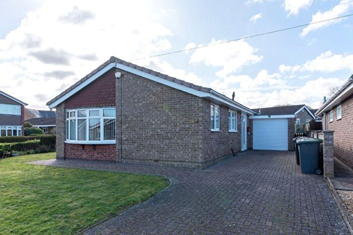 2 Bedroom Bungalow For Sale In Canterbury Drive, Washingborough, Lincoln, Lincolnshire, LN4