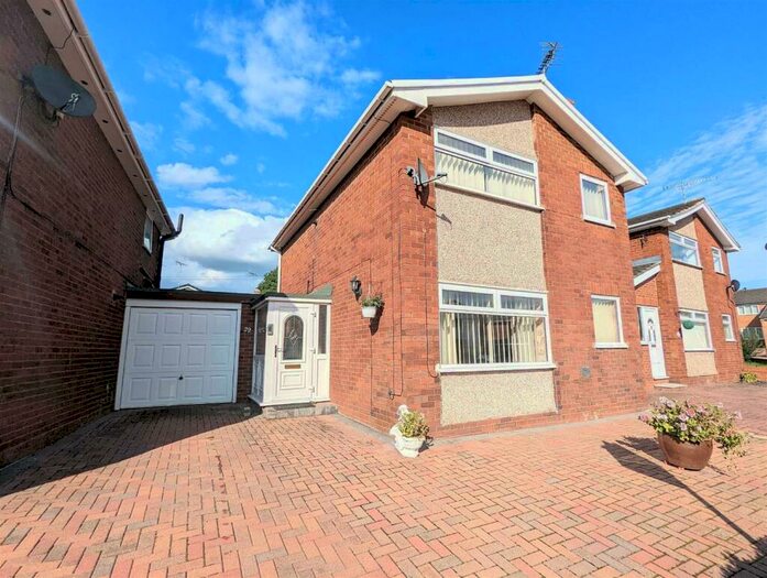 3 Bedroom Link Detached House For Sale In Lexham Green Close, Buckley, CH7
