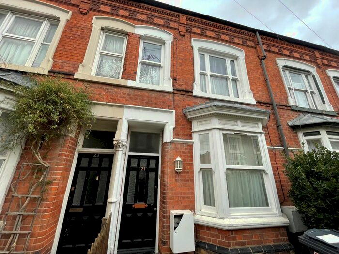 4 Bedroom Terraced House To Rent In College Avenue, Leicester, LE2