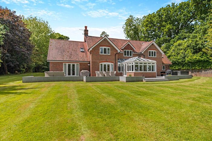 5 Bedroom Detached House For Sale In Little Braziers, Tower Hill, Chipperfield, Kings Langley, Hertfordshire, WD4