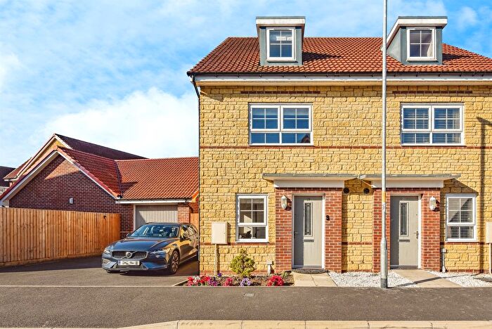 3 Bedroom Property For Sale In Gladstone Road, Melksham, SN12