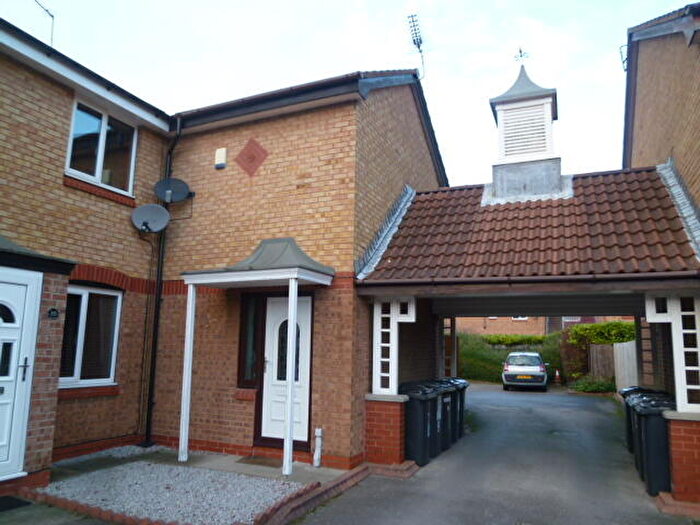 3 Bedroom End Of Terrace House To Rent In Sandale Court, Spring Bank West, Hull, East Yorkshire, HU5