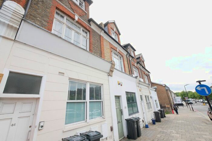 3 Bedroom Maisonette To Rent In Evering Road, London, N16