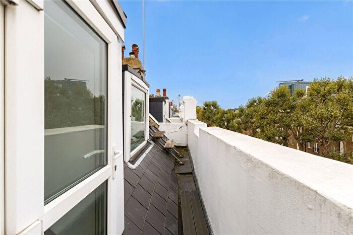 1 Bedroom Flat To Rent In Russell Road, London, W14