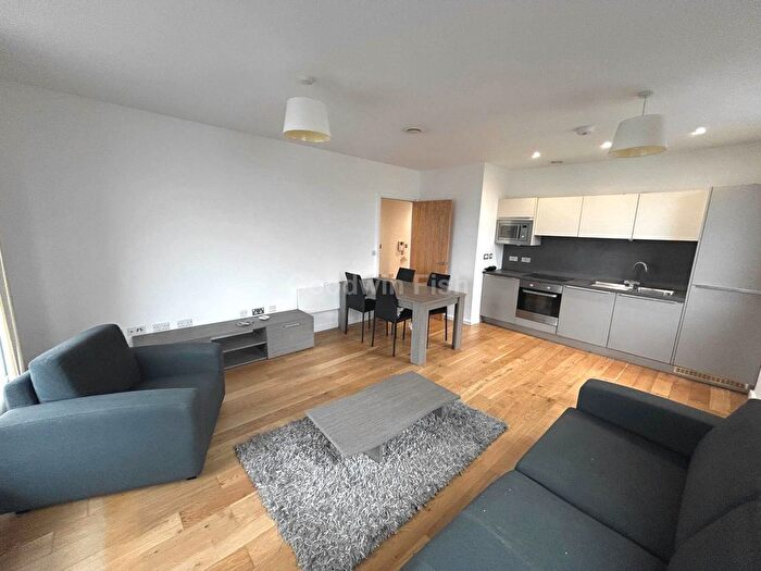 2 Bedroom Flat To Rent In High Street, Manchester, M4