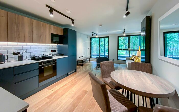 1 Bedroom Flat To Rent In Newham's Yard, Tower Bridge Rd, SE1