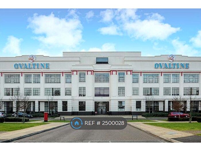 2 Bedroom Flat To Rent In Ovaltine Drive, Kings Langley, WD4