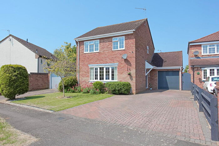 3 Bedroom Detached House For Sale In Sussex Drive, Banbury, OX16