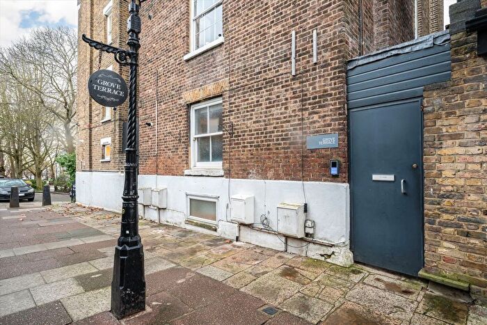 2 Bedroom Flat For Sale In Grove Terrace, Dartmouth Park, NW5