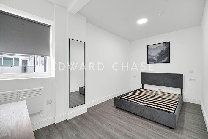 Property To Rent In , IG1