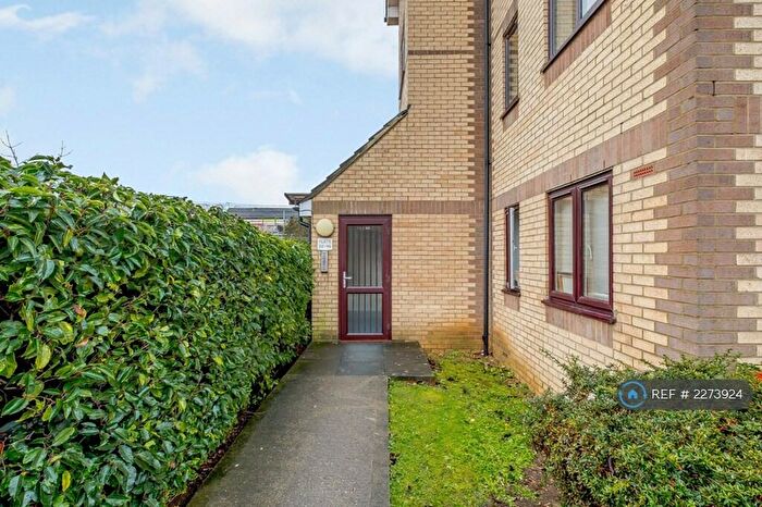 1 Bedroom Flat To Rent In Jack Clow Road, London, E15