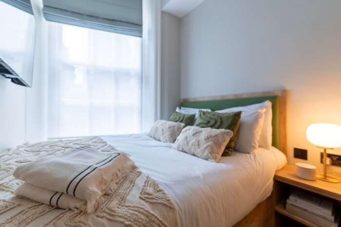 Studio To Rent In Draycott Avenue, SW3