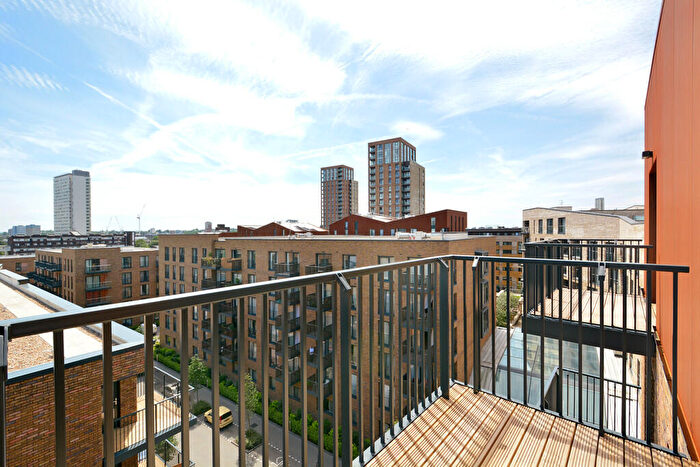 1 Bedroom Apartment To Rent In Quinton Court, Marine Wharf, London, SE16