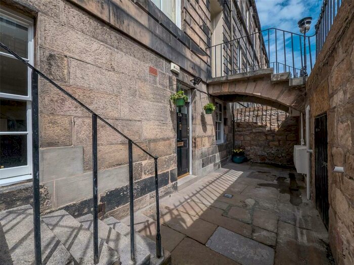 3 Bedroom Flat To Rent In Northumberland Street, Edinburgh, EH3