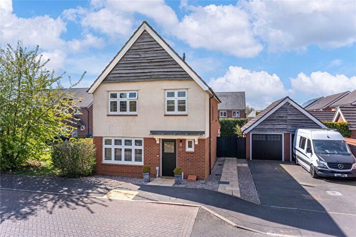 3 Bedroom Detached House For Sale In Elliot Drive, Churchbridge, Cannock, Staffordshire, WS11